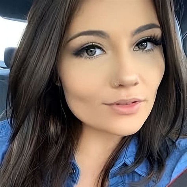 Adria Rae: The Rising Star in the Adult Entertainment Industry