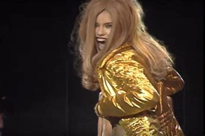 Adriana Lima Top Falls Off