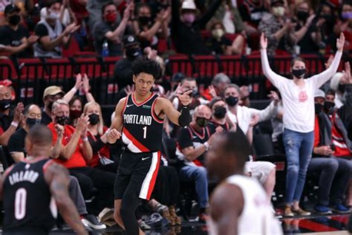 Anfernee Simons: The Rising Star in the NBA