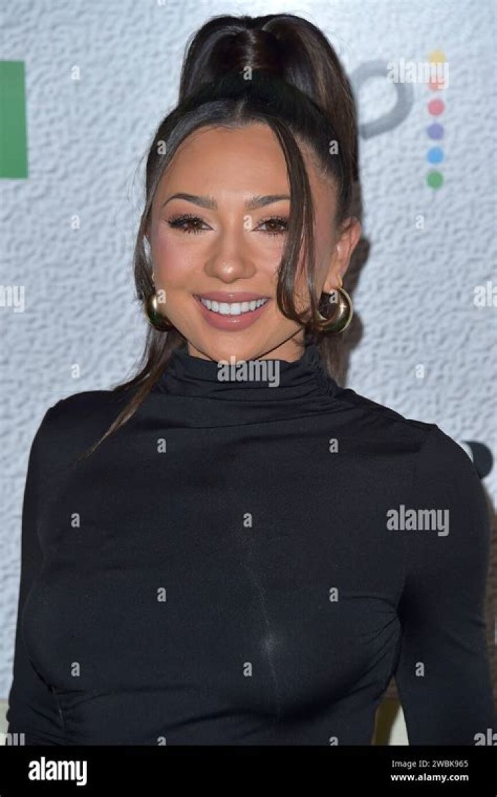 Ashley Nocera Nudes: Exploring the Online Buzz and What It Means