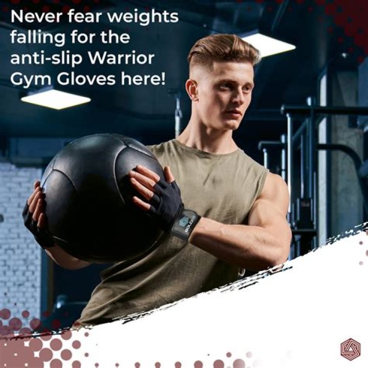 Best Pool Gloves: A Comprehensive Guide to Protecting Your Hands While Swimming