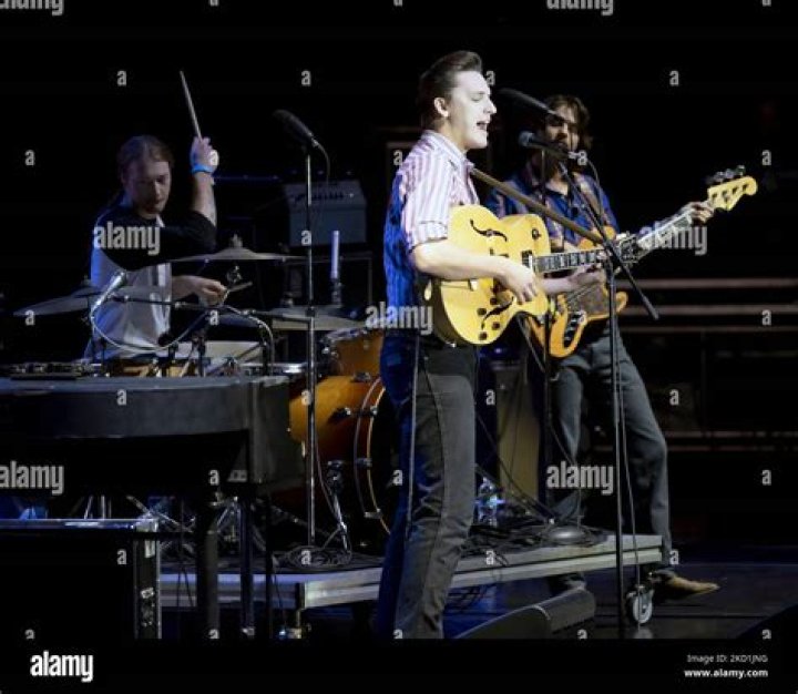 Brandon Coleman Red Clay Strays Bio: Unpacking the Lead Singer's Journey