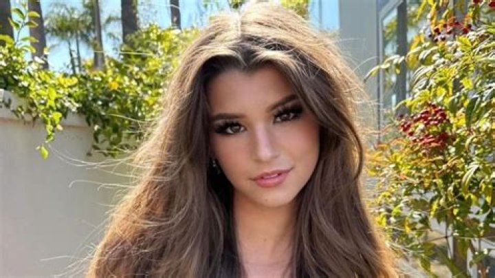 Brooke Monk Only Fans: Unpacking Her Digital Footprint and Fan Community