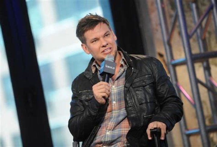 Did Theo Von Get Engaged? The Scoop You've Been Waiting For!