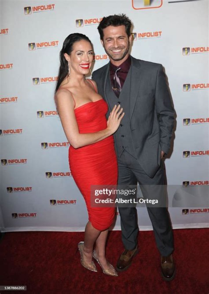 Discovering Jonathan Stoddard Wife Taylor Watson: A Look at Their Shared Journey