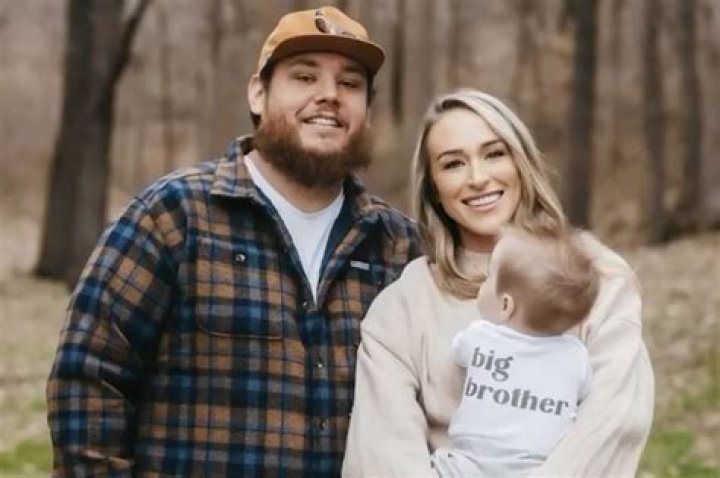 Does Luke Combs Have Siblings? A Deep Dive into the Combs Clan