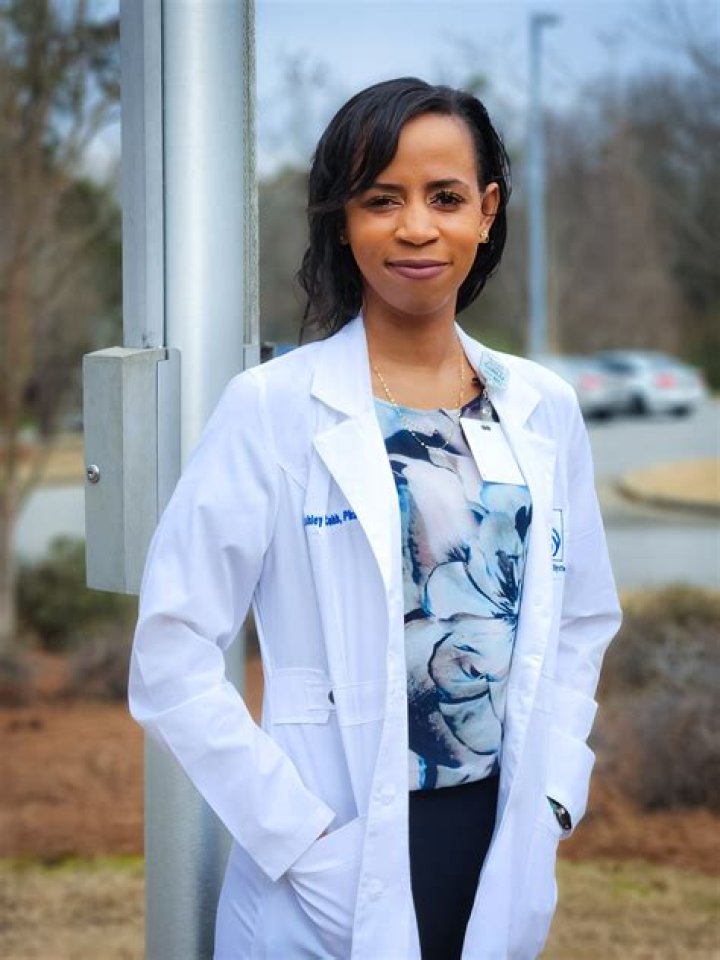 Dr. Ashley Cobb at Valley Healthcare: Your Guide to Caring Community Wellness