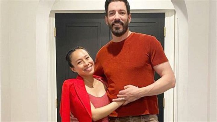 Drew Scott's Wife Battles Cancer: A Story of Strength and Resilience