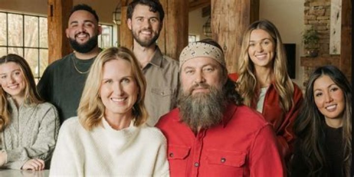 Duck Dynasty Cast: A Comprehensive Look Into the Lives of the Robertson Family