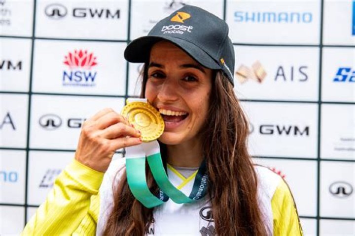 Ellie Evelyn Smith Age: A Deep Dive into Her Life, Career, and Achievements