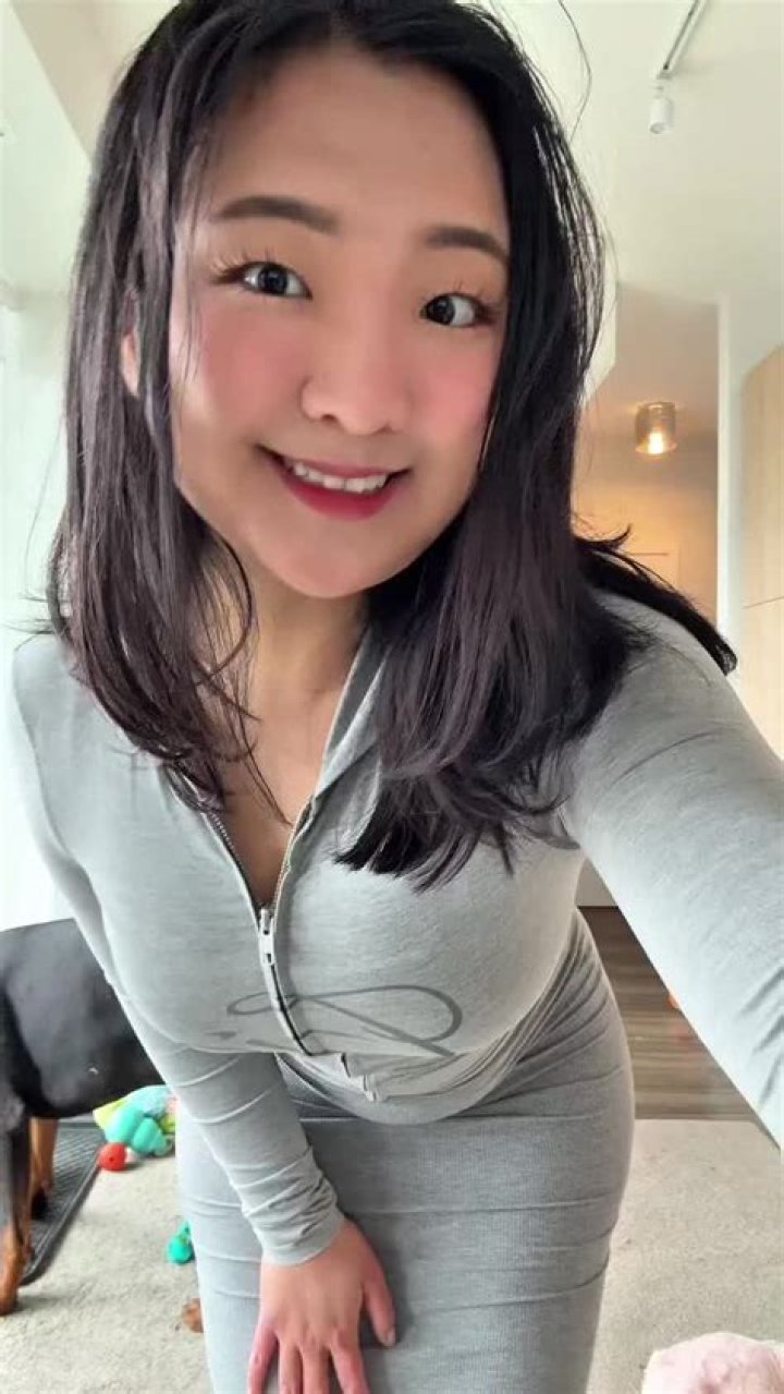 Erome Aroomi Kim: Exploring Content Challenges and User Solutions on Digital Platforms