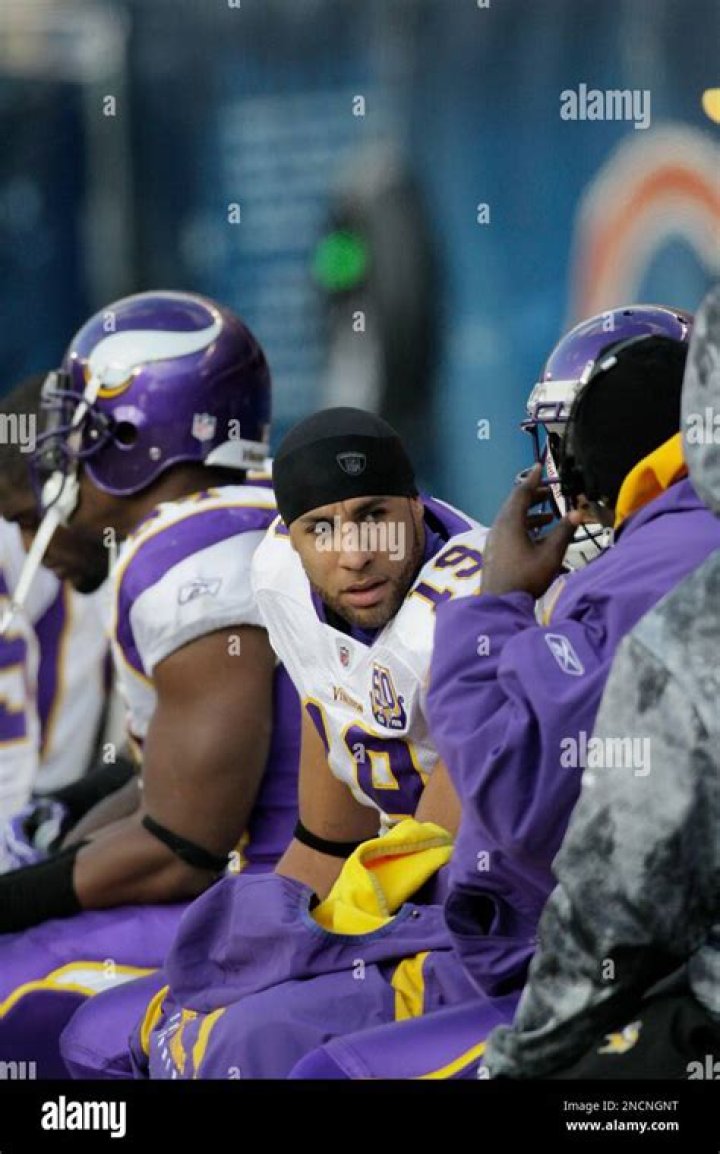 Hank Baskett Football Career: From College Star to NFL Sensation