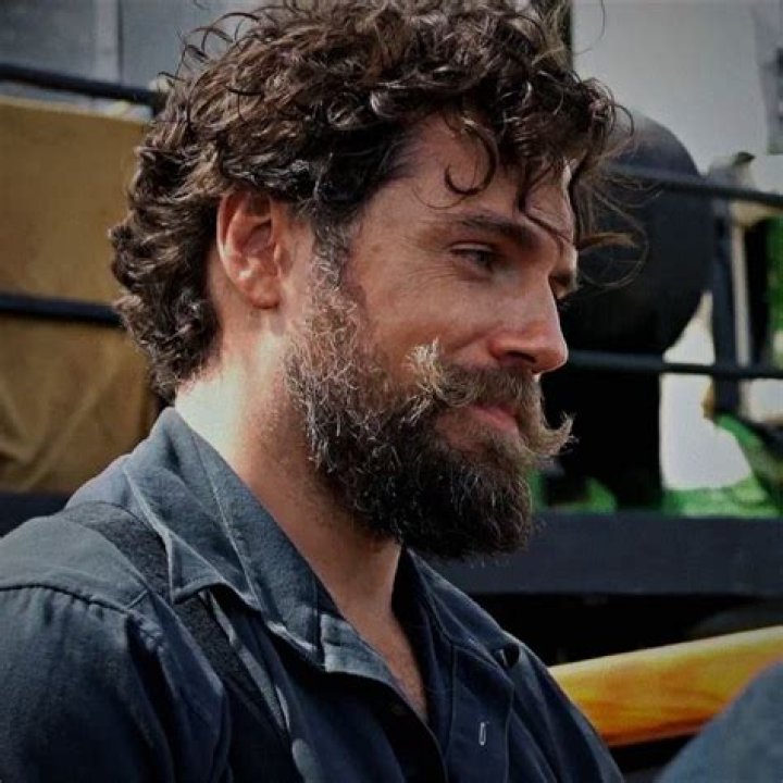 Henry Cavill Full Beard: The Ultimate Guide to the Manly Look