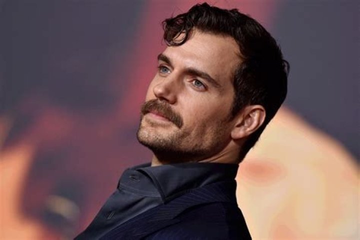 Henry Cavill Goatee: The Stylish Look That Took the World by Storm