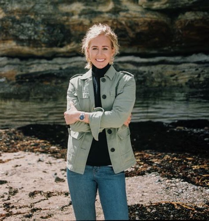 Is Iona Stephens Married? Unraveling the Personal Life of the Popular Broadcaster