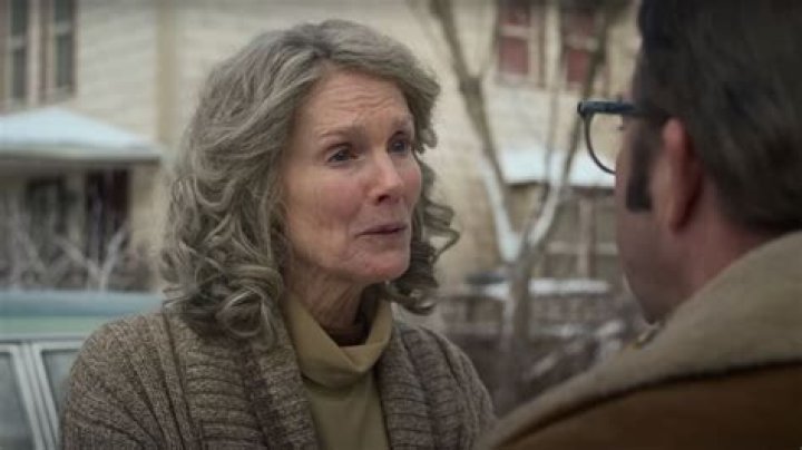 Julie Hagerty: The Queen of Witty Comedies and Heartfelt Performances