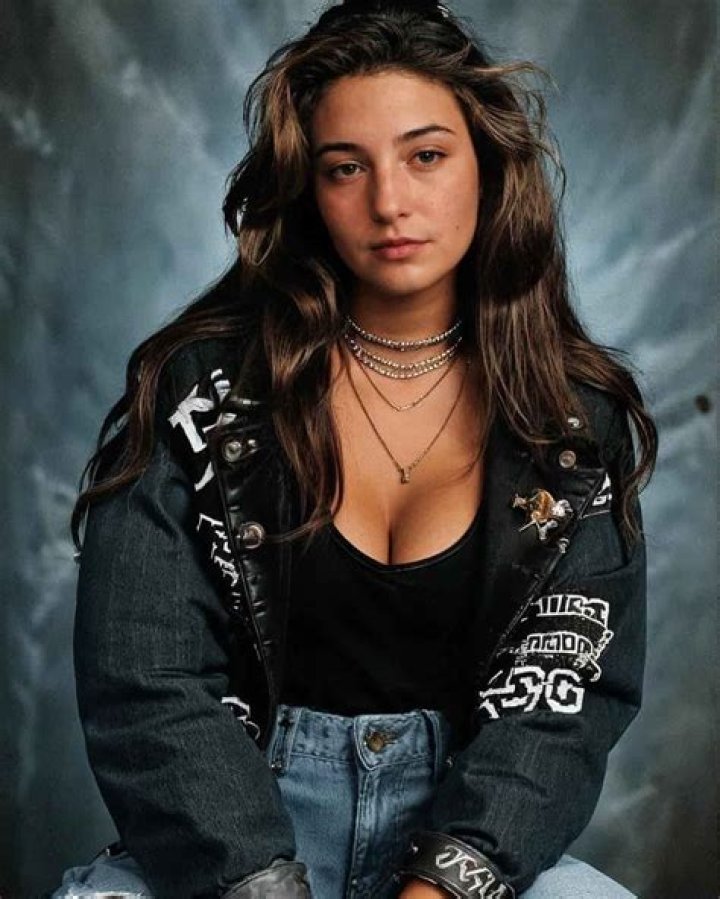 Lexi Goldberg: Discovering the Person Behind the Digital Spotlight