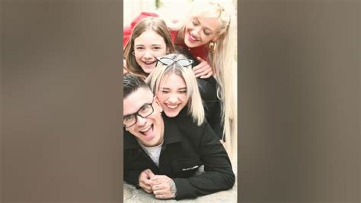 Loukaki Family Nude: Unveiling the Truth Behind the Controversy