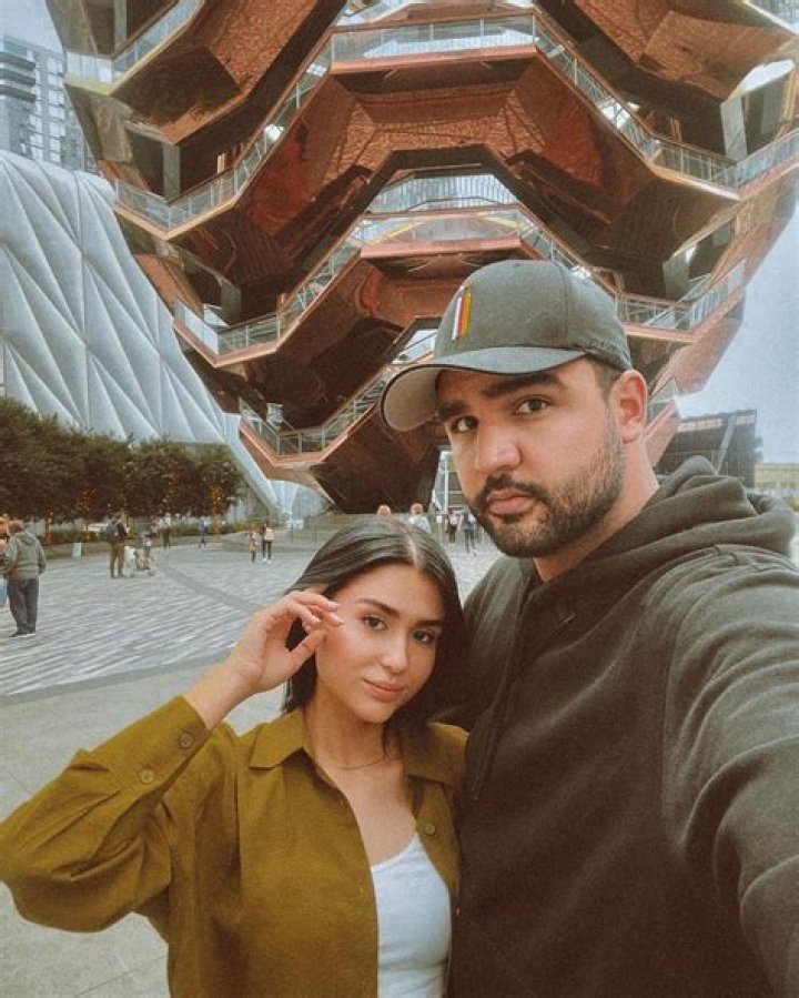 Manuela Escobar: A Rising Star in the Entertainment Industry Taking the World by Storm