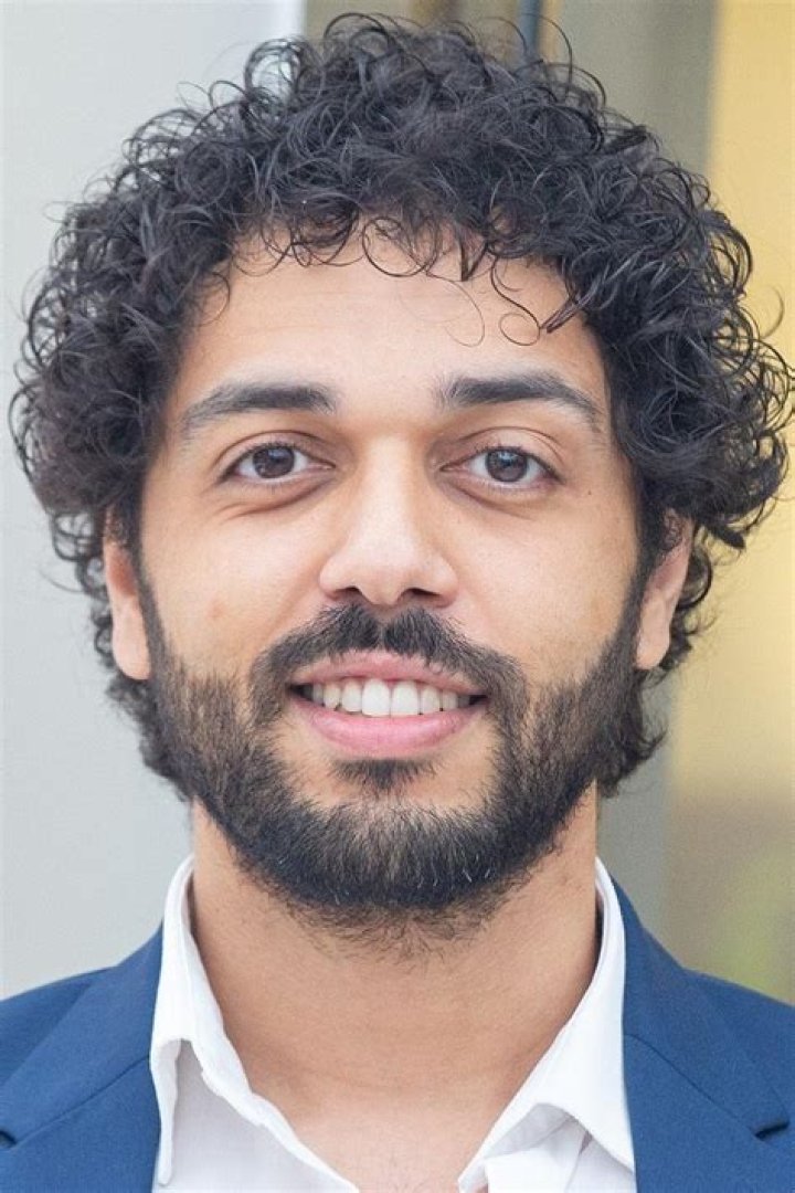 Marouane Zotti: Unpacking the Journey of a Compelling Actor