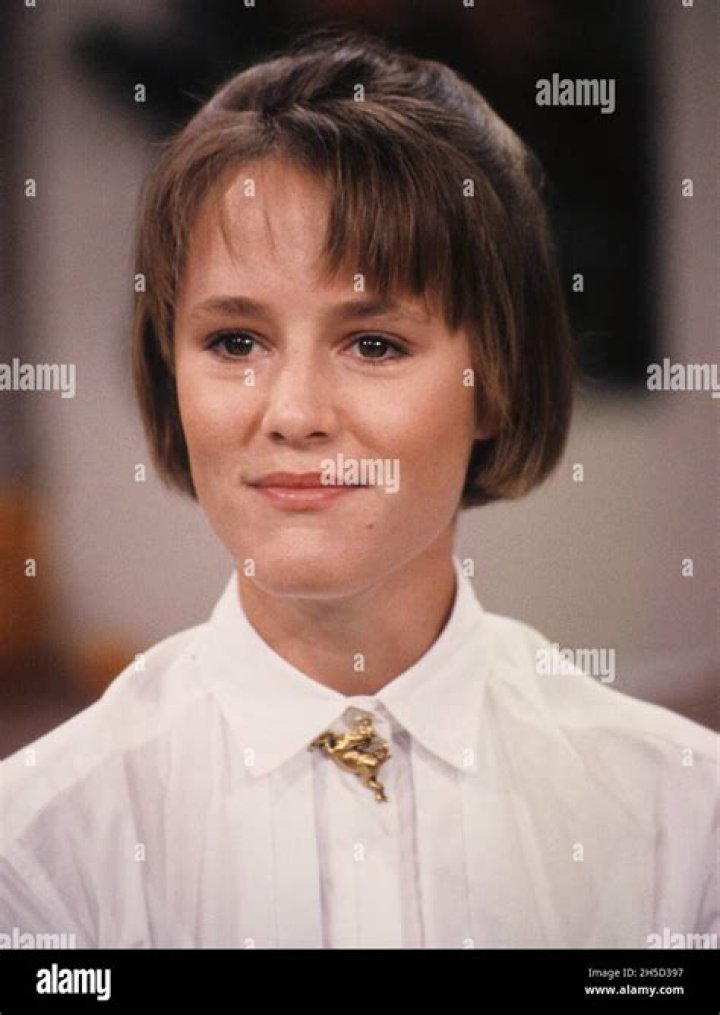 Mary Stuart Masterson: The Timeless Talent Shining Bright