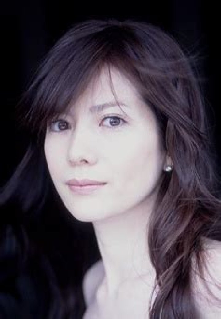 Megumi Oishi: The Rising Star in the World of Entertainment