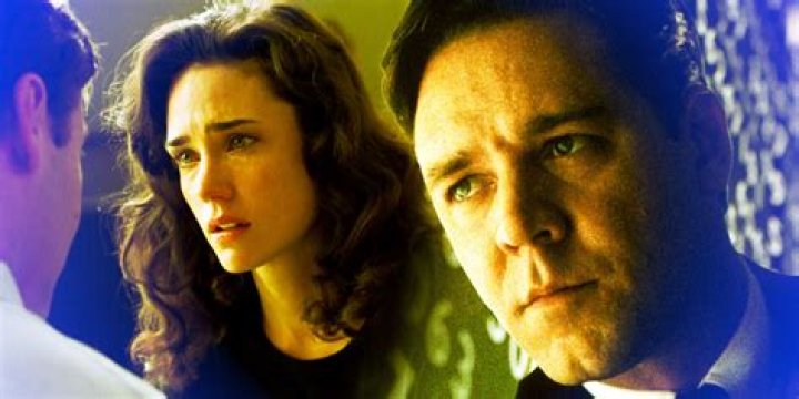 Natalie Portman Education: The Brilliant Mind Behind the Hollywood Glamour