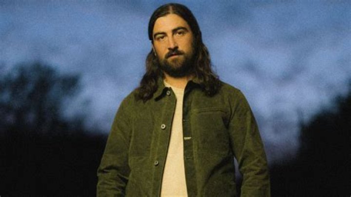 Noah Kahan Political Views: The Untold Story You Need to Hear