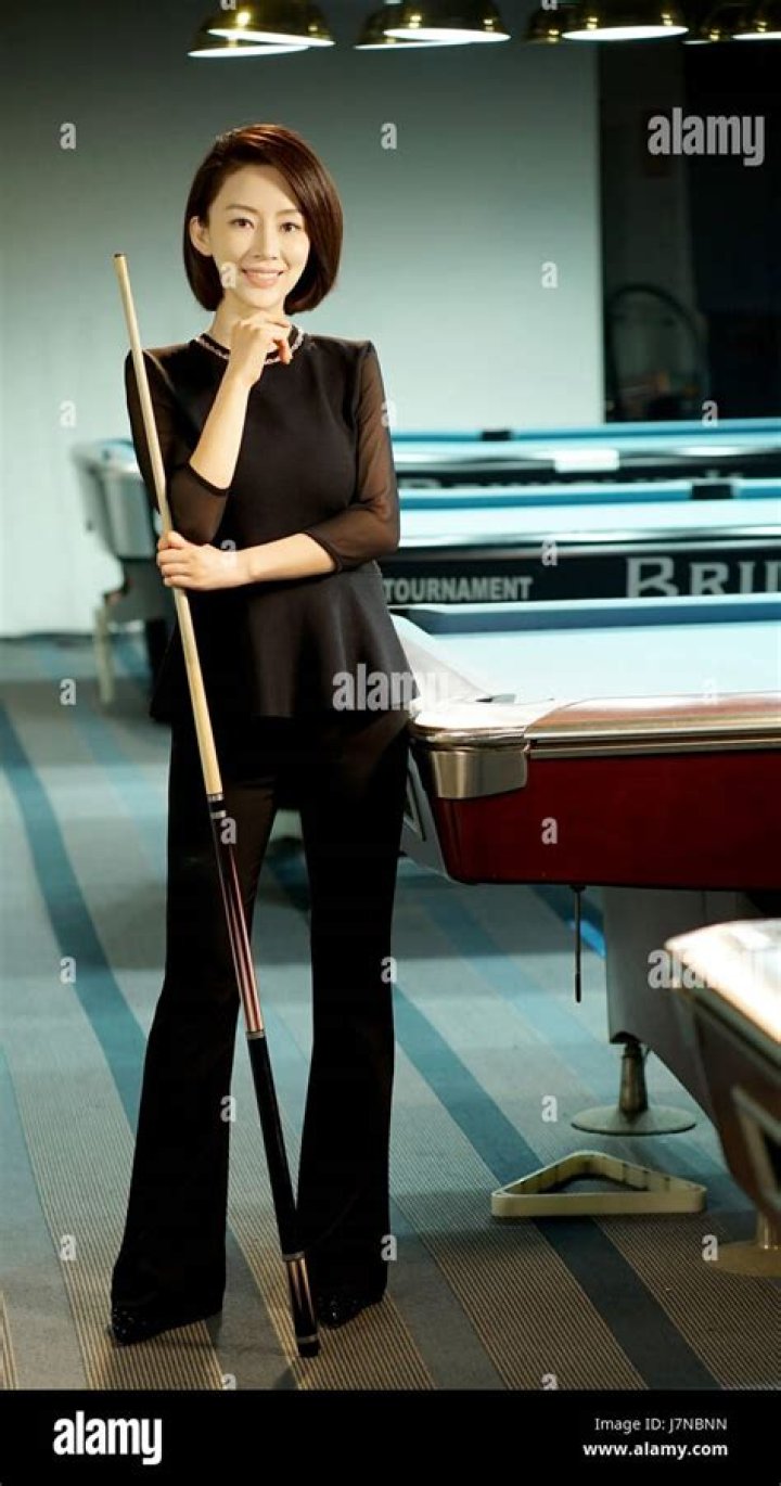 Pan Xiaoting Live Stream: Connecting with the "Pool Queen" in Real Time