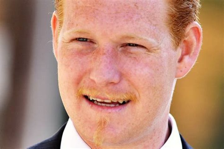 Redmond O'Neal: The Rising Star of Modern Entertainment