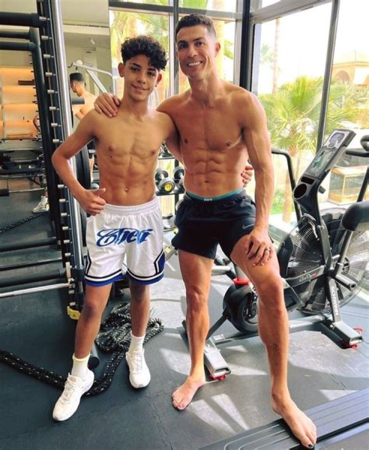 Ronaldo Jr: The Rising Star Who's Making Waves in the Football World