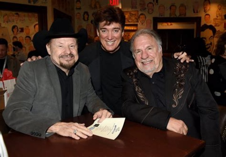 Ronnie McDowell Net Worth: A Comprehensive Look at His Career and Wealth