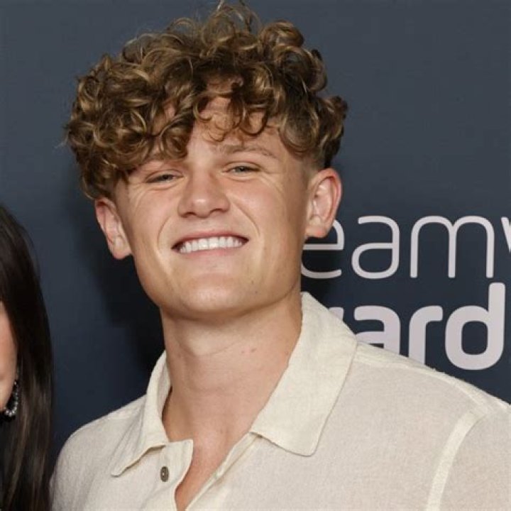 Ryan Trahan Height: The Real Deal Behind the Social Media Sensation