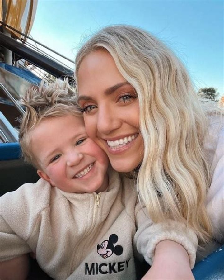 Sav LaBrant Age: Unpacking Her Milestones and Public Journey