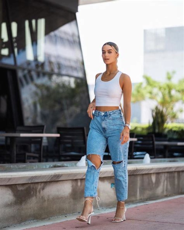 Understanding Ashley Serrano: Navigating Online Identity and Information