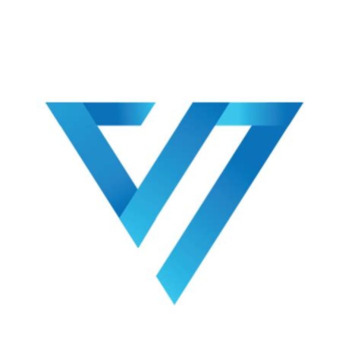 Unpacking Viral Cand: What Makes Ideas and Moments Spread?