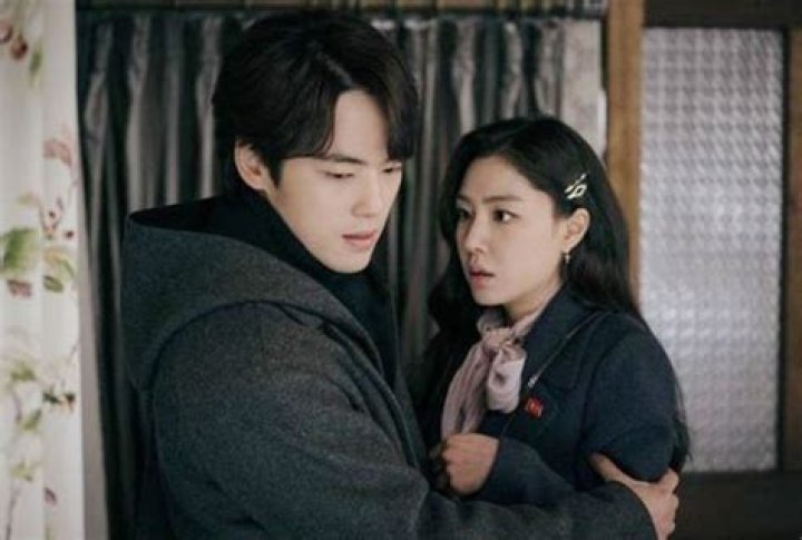 Unveiling Kim Jung-hyun's Wife: A Look into the Actor's Private World