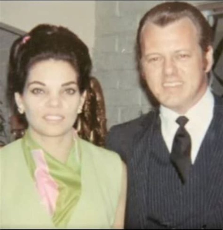 Vivian Cash's Second Husband: The Life She Built with Dick Distin