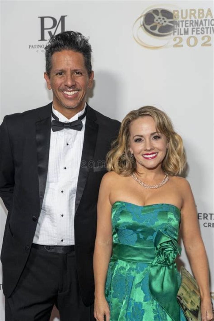 Who is Kelly Stables Married To? Uncovering the Personal Life of the Talented Actress