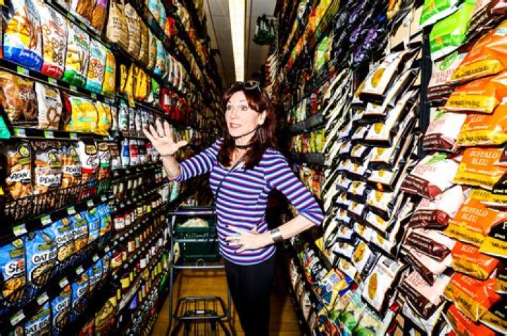 Why Does Marilu Henner Walk Funny? Uncovering the Truth Behind the Unique Gait